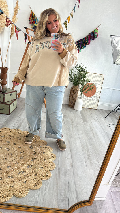 SAIGE: Studio Ready Barrel Jeans, Medium Light