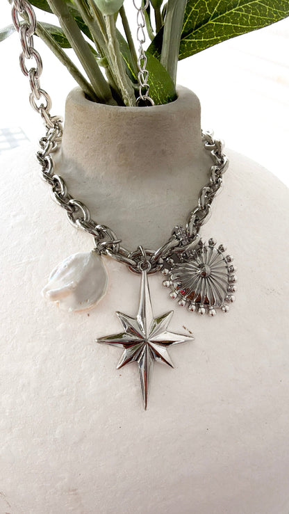 Treasure Jewels: Lovely Link Necklace Silver