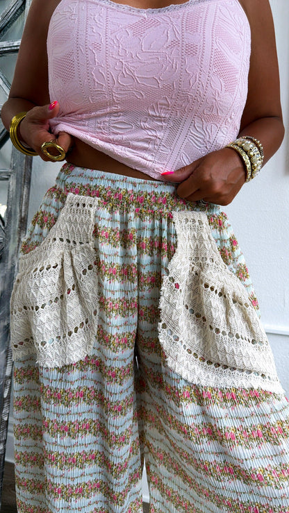 Trail Bloom Jogger Pants, Mint Multi