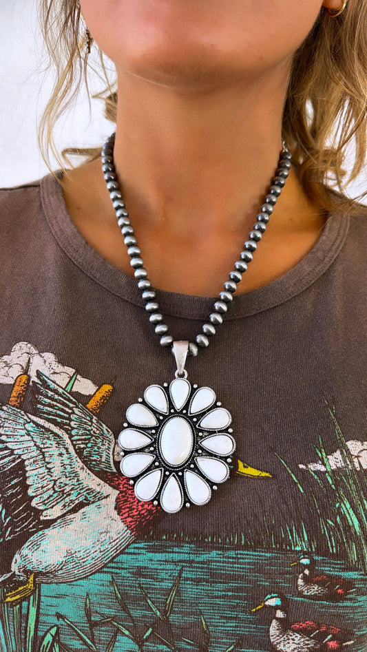 White Western Necklace