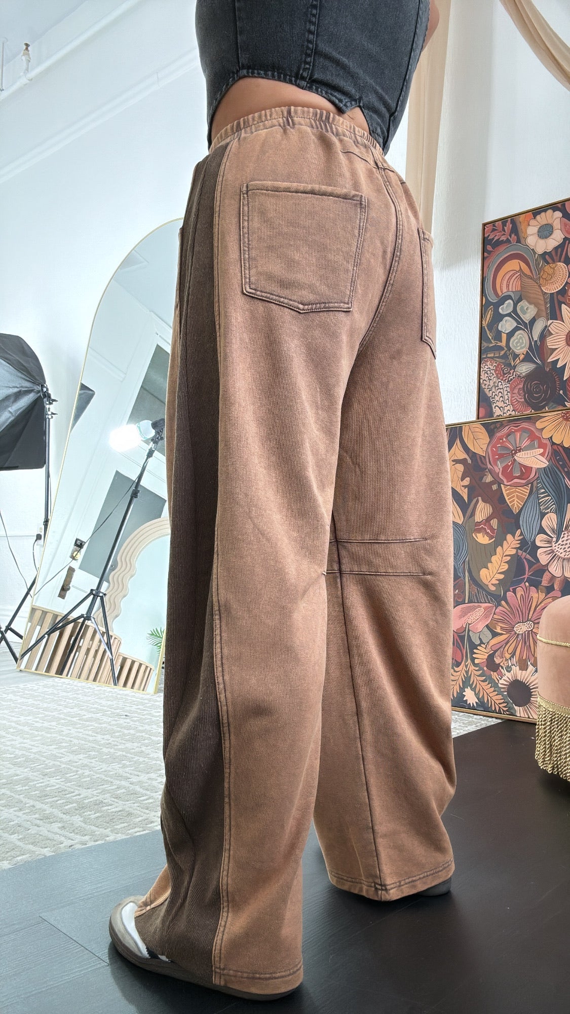 Trend Setter Barrel Leg Sweatpant, Brown