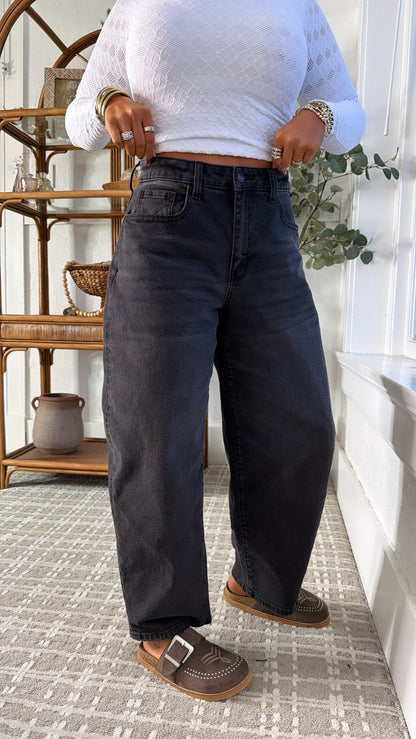 Urban Edge Barrel Jeans, Black Denim
