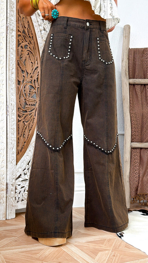 The Brooks Backroad Denim, Black
