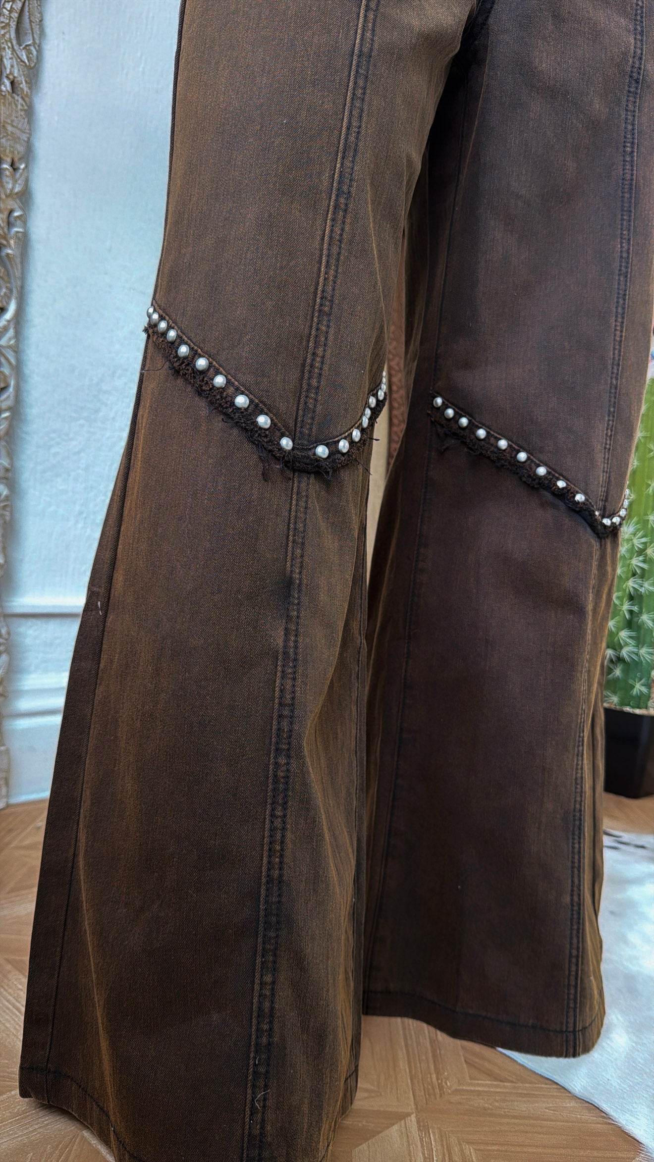 The Brooks Backroad Denim, Black