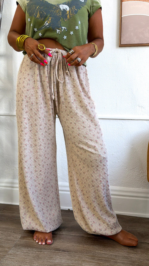 Westwind Jogger Pants, Almond Floral