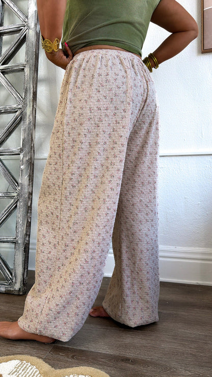 Westwind Jogger Pants, Almond Floral