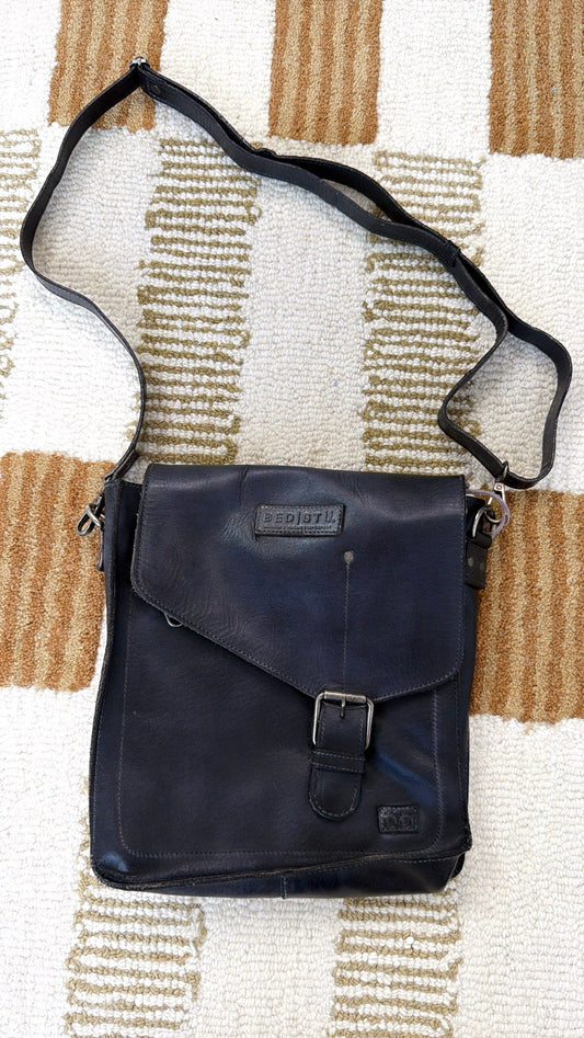 Venice Beach Crossbody, Black Rustic