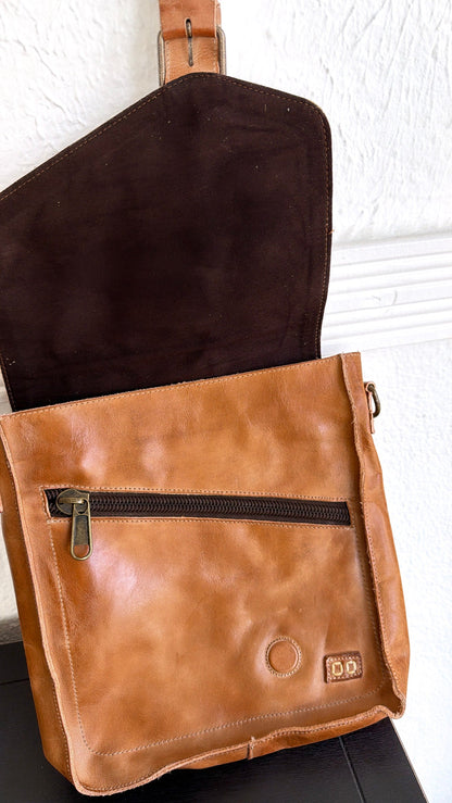 Venice Beach Crossbody, Tan Rustic