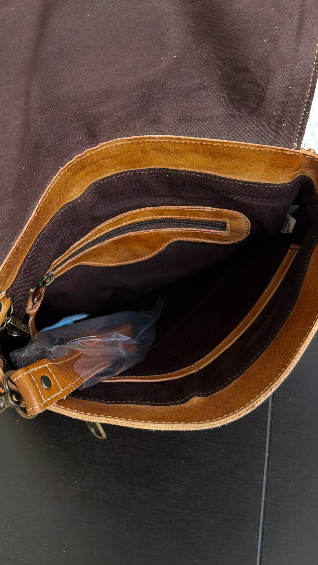Venice Beach Crossbody, Tan Rustic