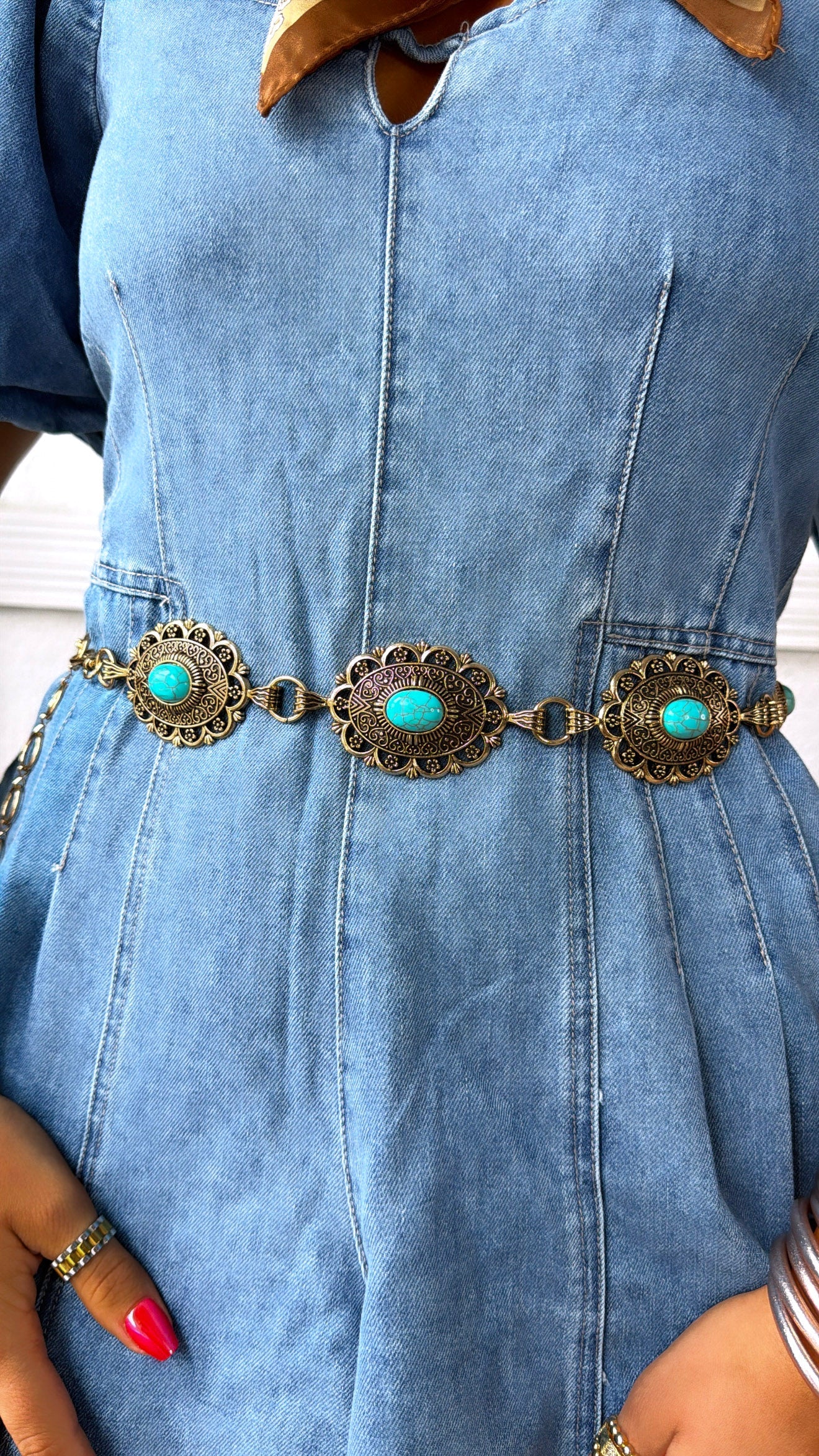 Vintage Western Oval Concho Chain