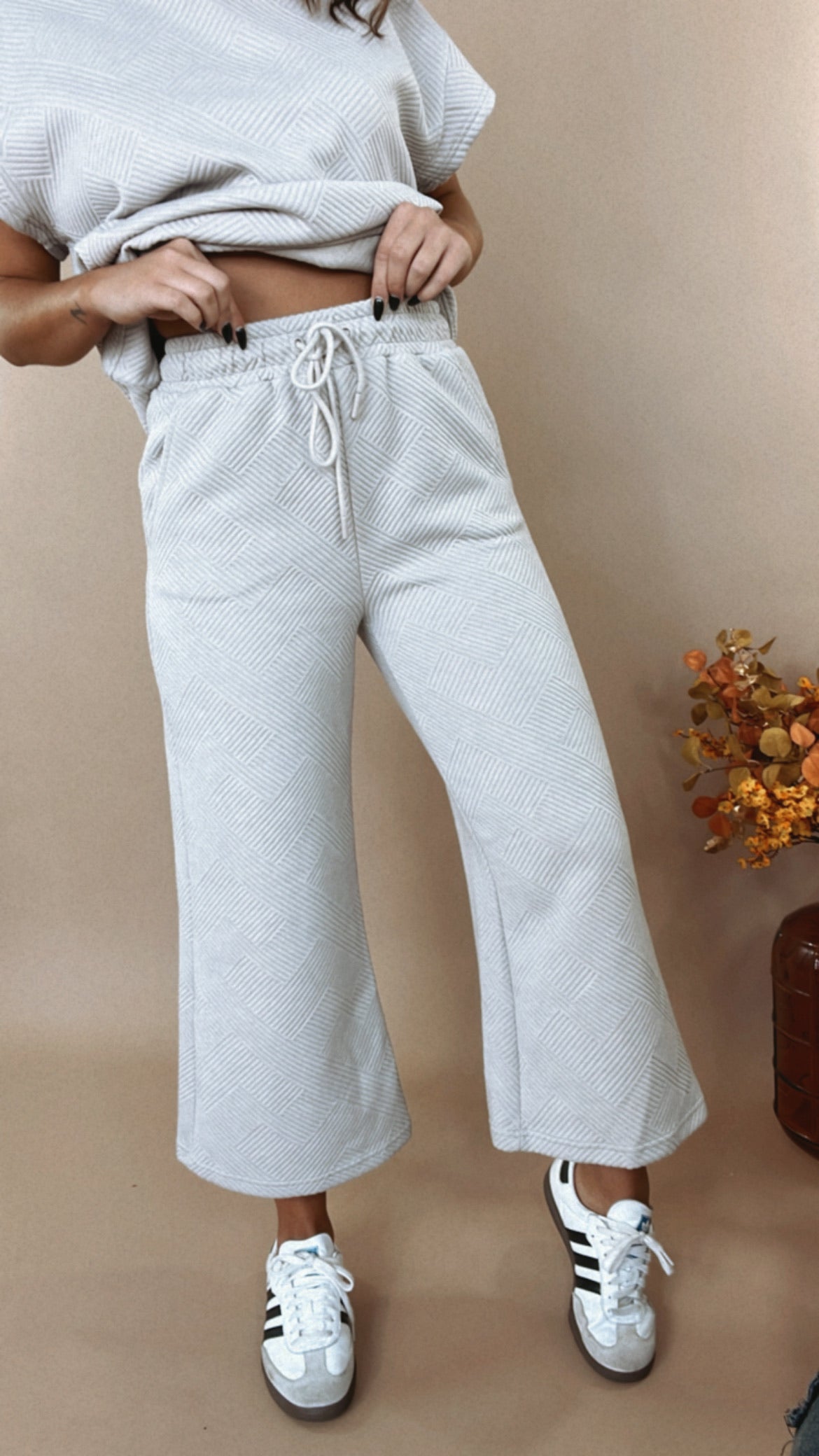 Two Piece Textured Wide Leg Pant Set, Oatmeal