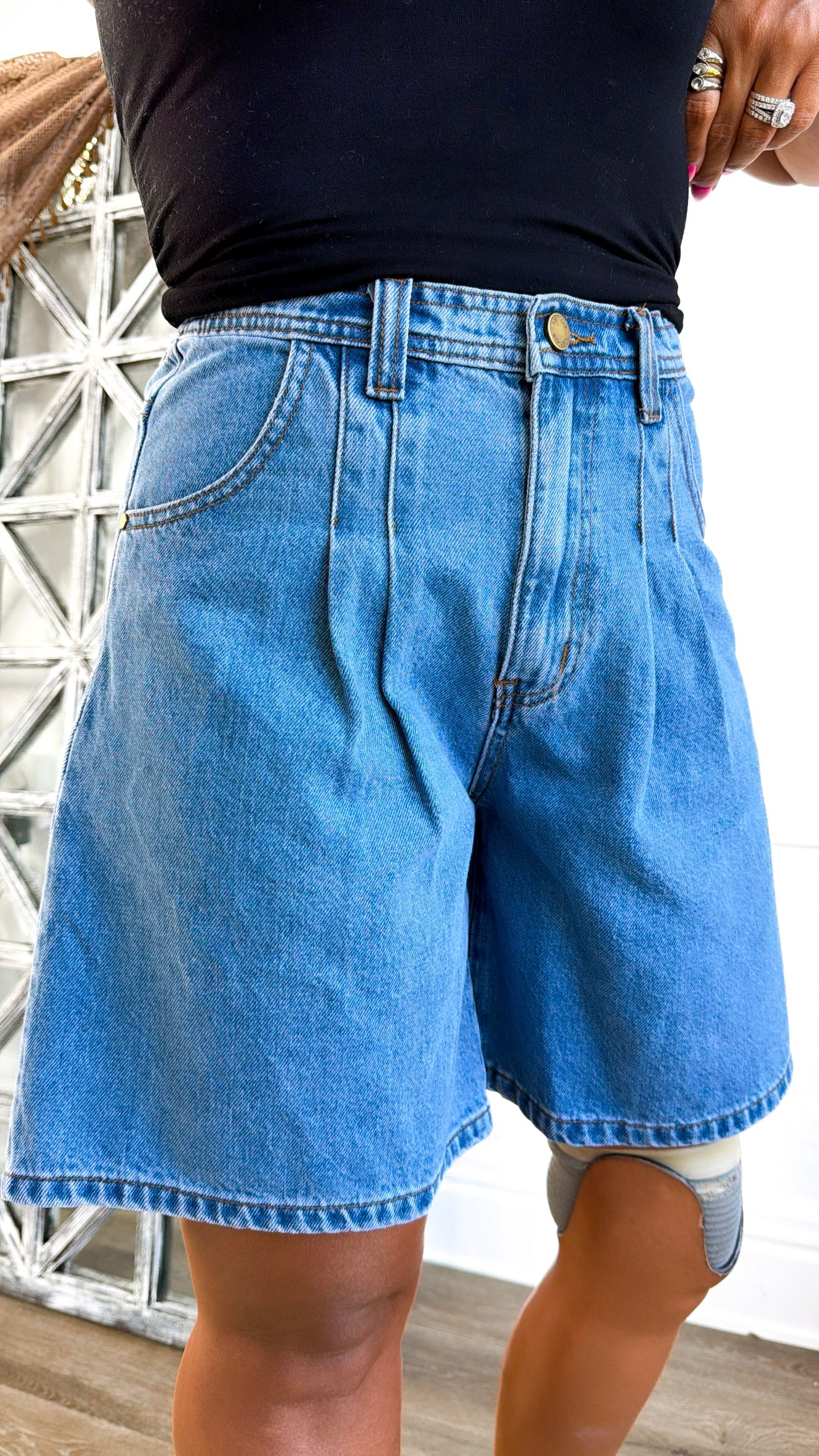 Sunday Stroll Pleated Shorts, Drift Blue