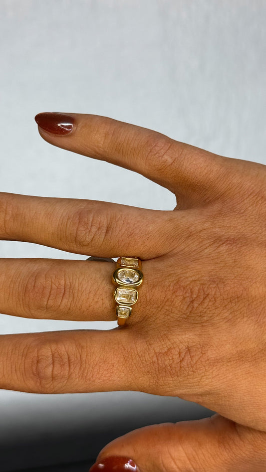 The Hazel Ring, Gold