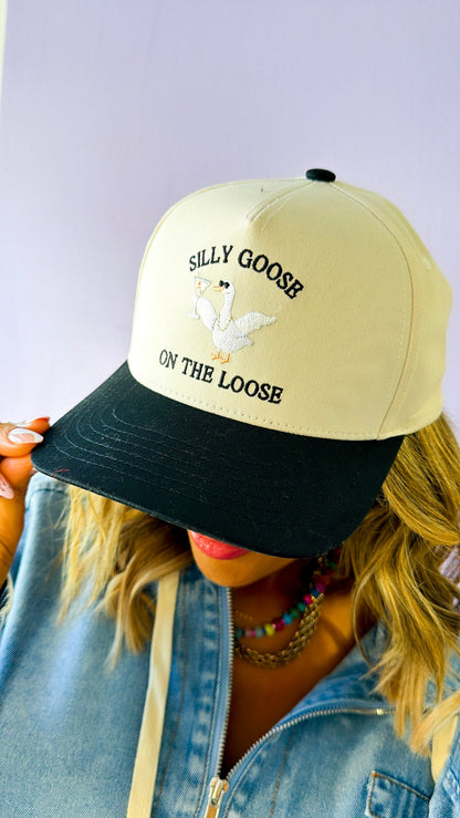 Silly Goose On The Loose Trucker Hat, Black/Natural