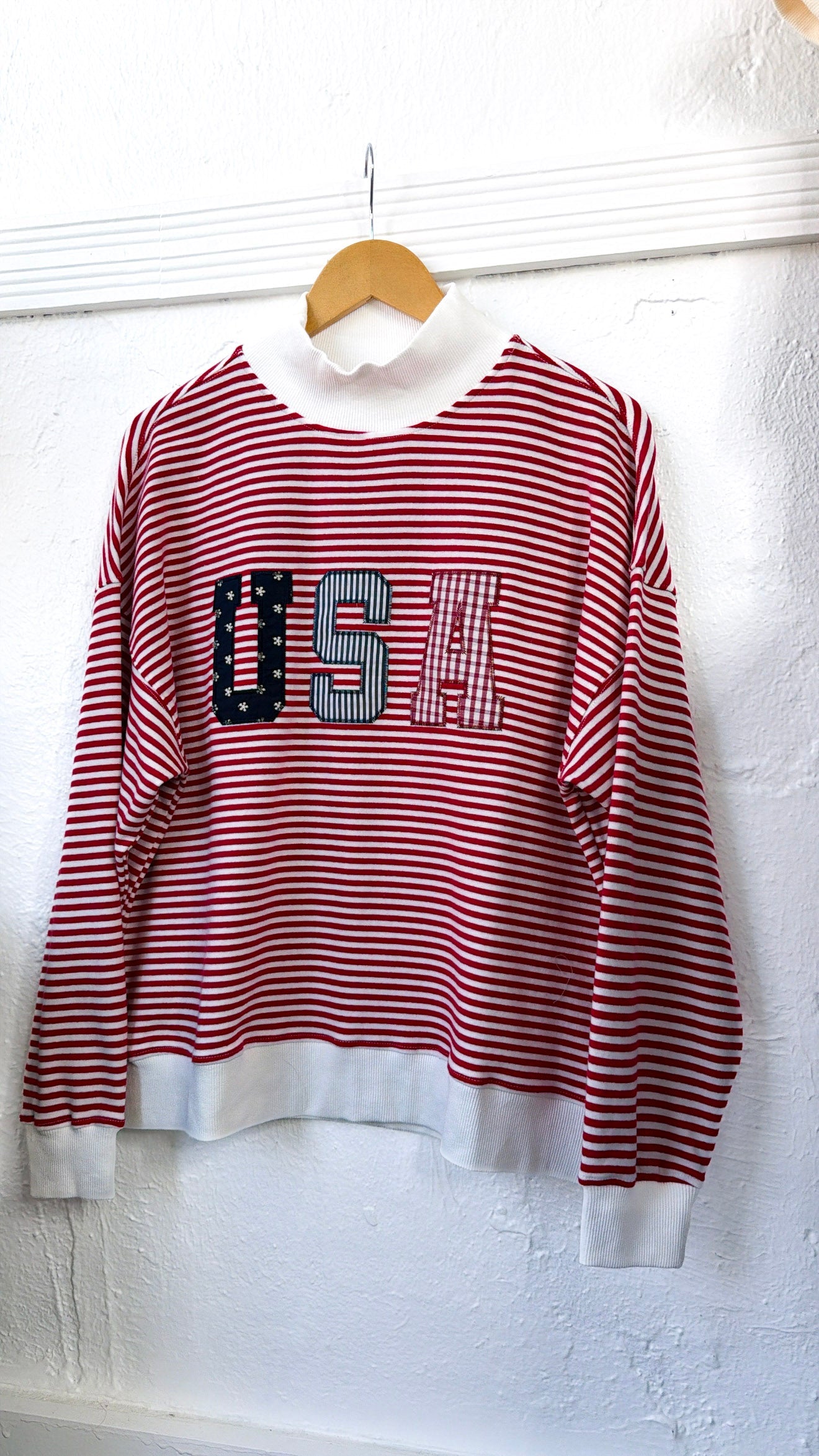 Stripe USA Mock Neck, Red/White