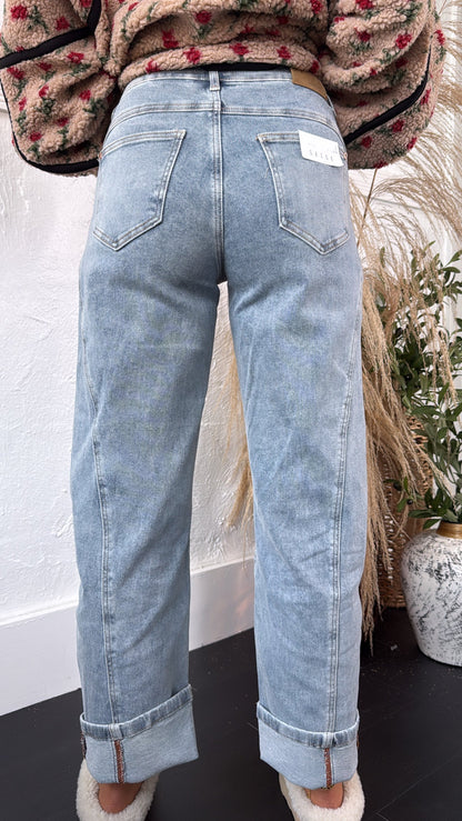 SAIGE: Studio Ready Barrel Jeans, Medium Light
