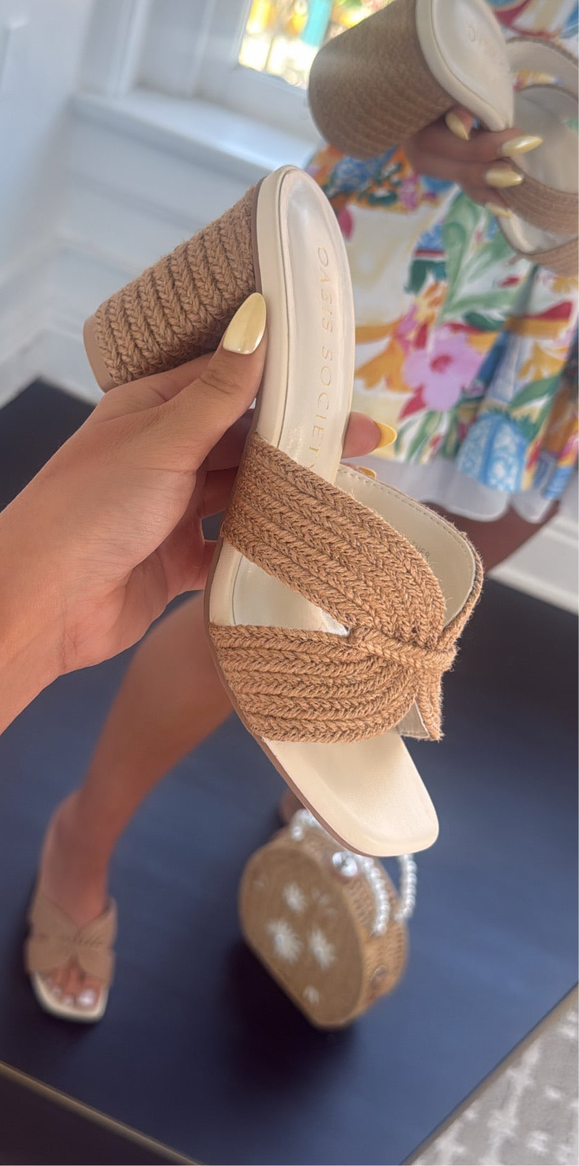 The Santiago Raffia Heel, Toffee