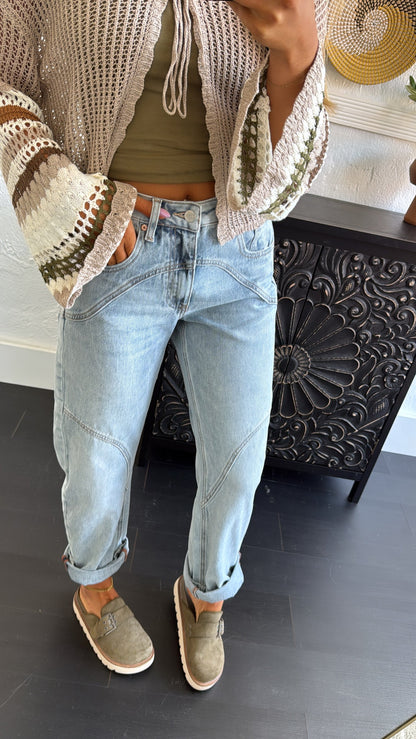 SAIGE: Studio Ready Barrel Jeans, Medium Light