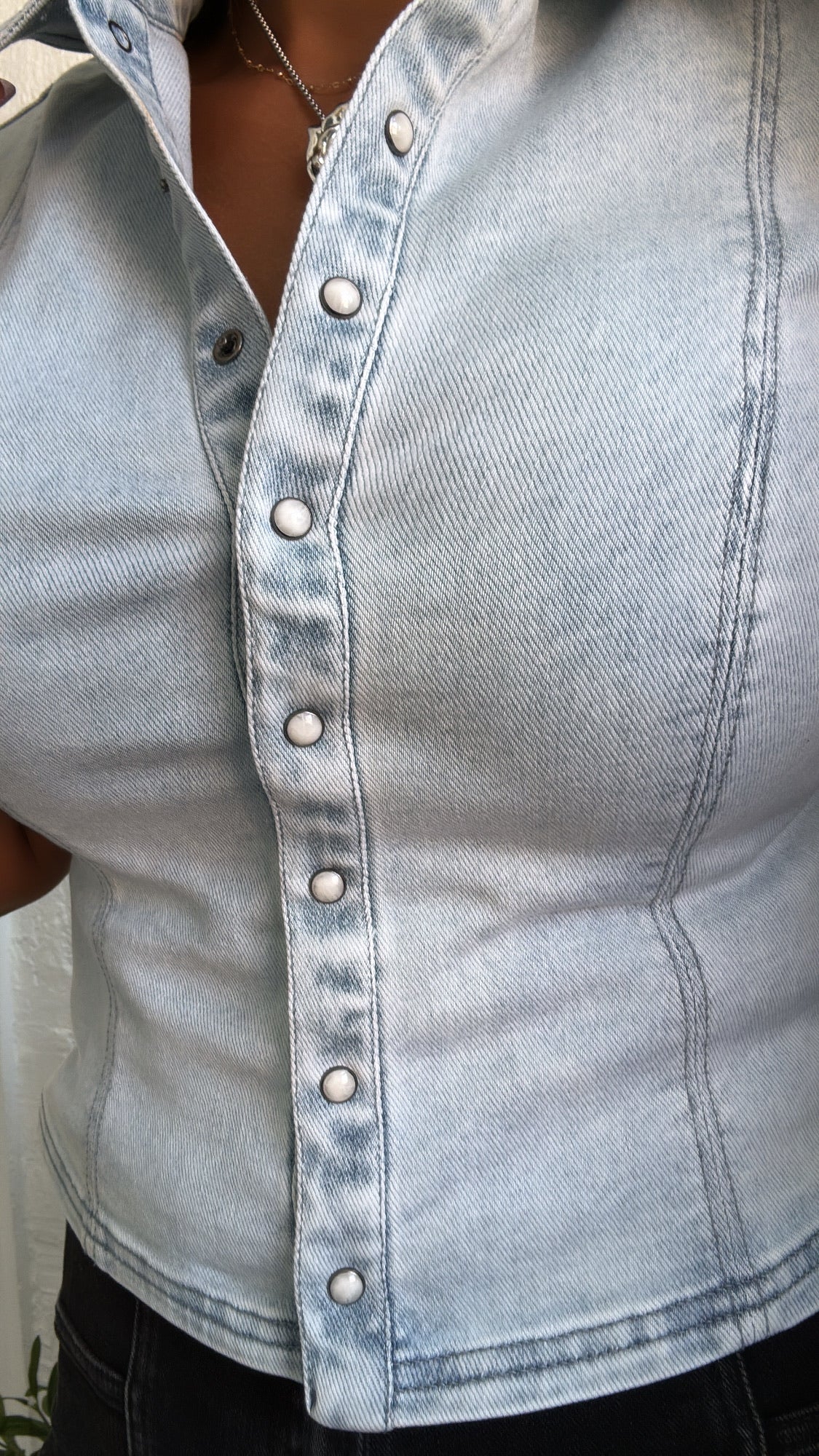 Ridgeway Pearl Snap Button Up Denim Top