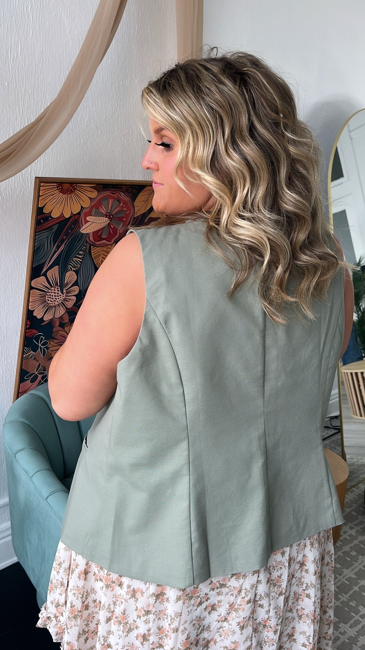 Sunstone Layers Vest, Lt. Olive