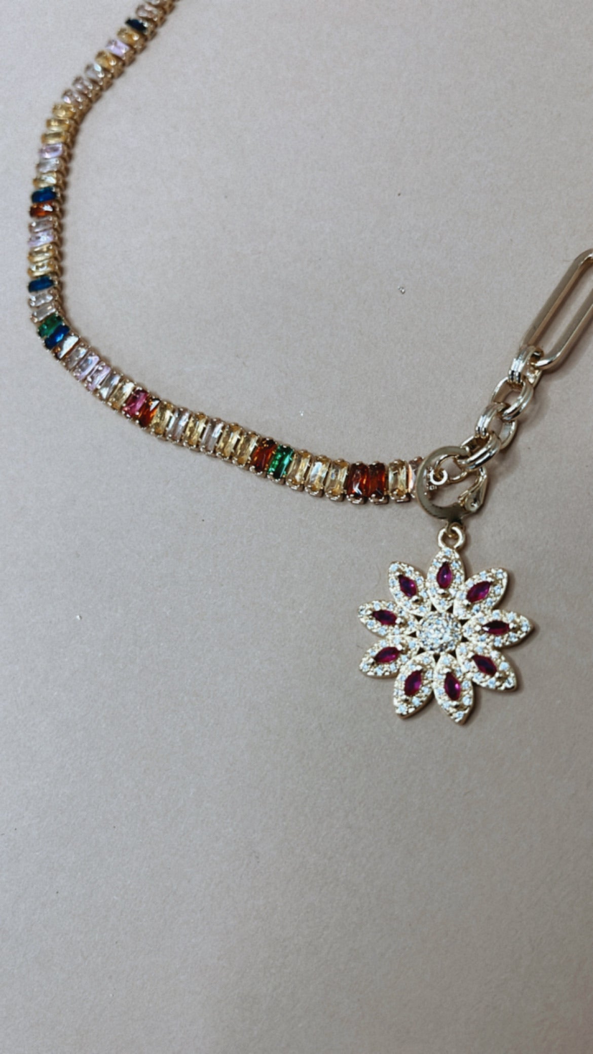 Treasure Jewels: Pink Gem Poinsettia