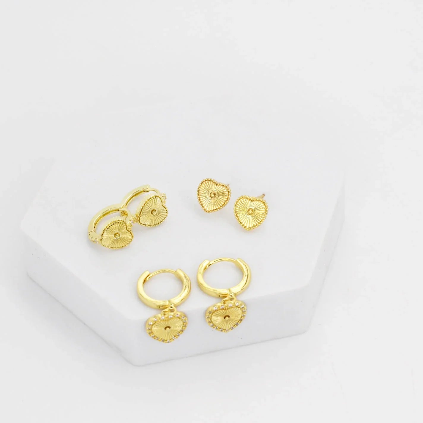 Treasure Jewels: All Hearts Stud Set