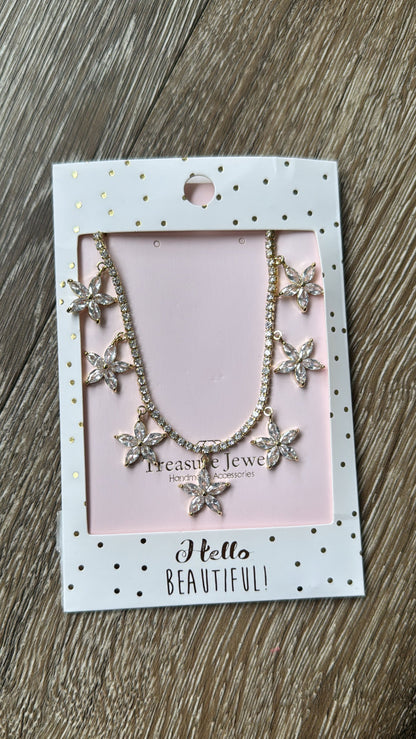 Treasure Jewels: Multi Crystal Star Necklace Gold