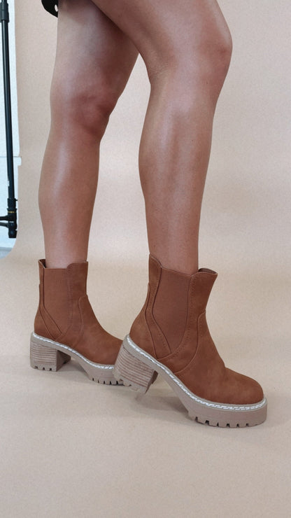 Torren Heeled Boots, Cognac
