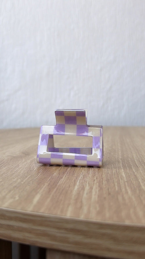 White and Lavender Medium Claw Clip