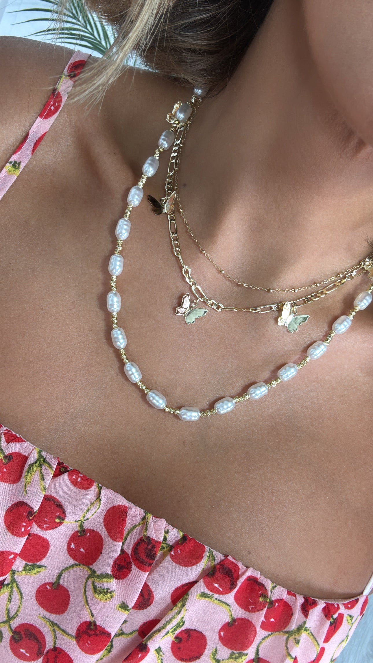 Treasure Jewels: Pearl Chic Necklace