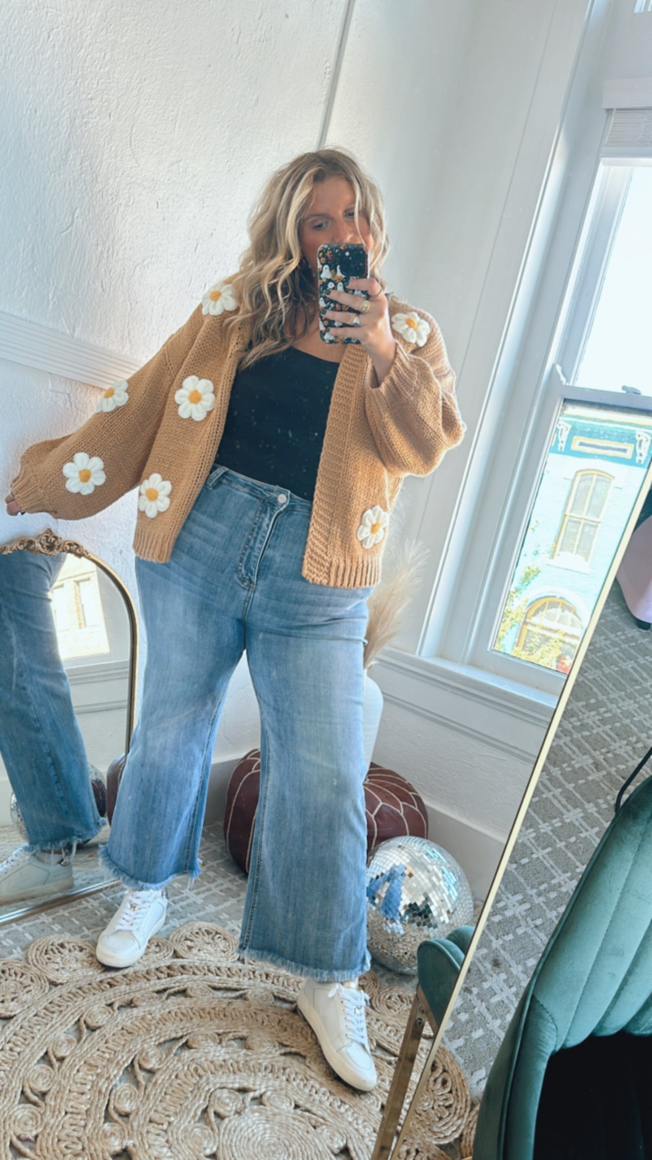 Touch Of Daisy Floral Knit Cardi, Camel