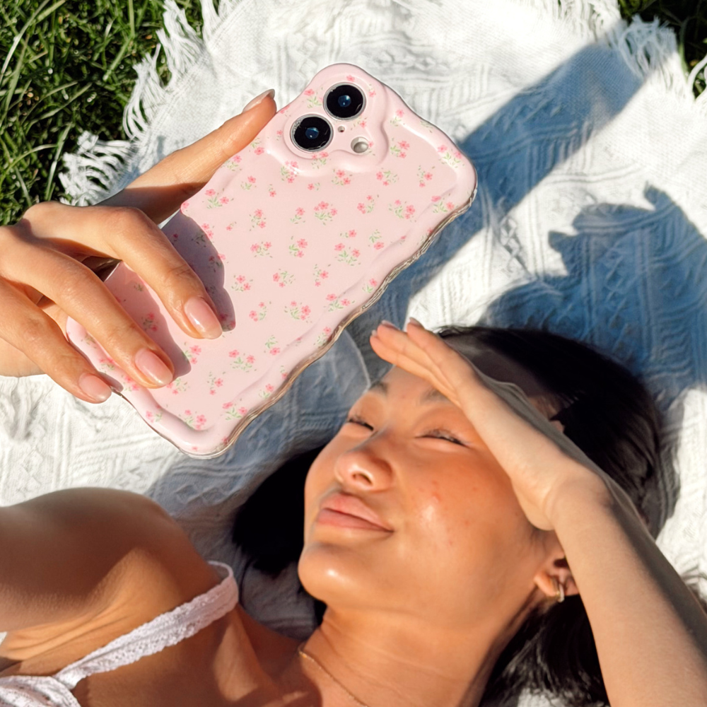 Wavy Phone Case - Ditsy Floral Pink