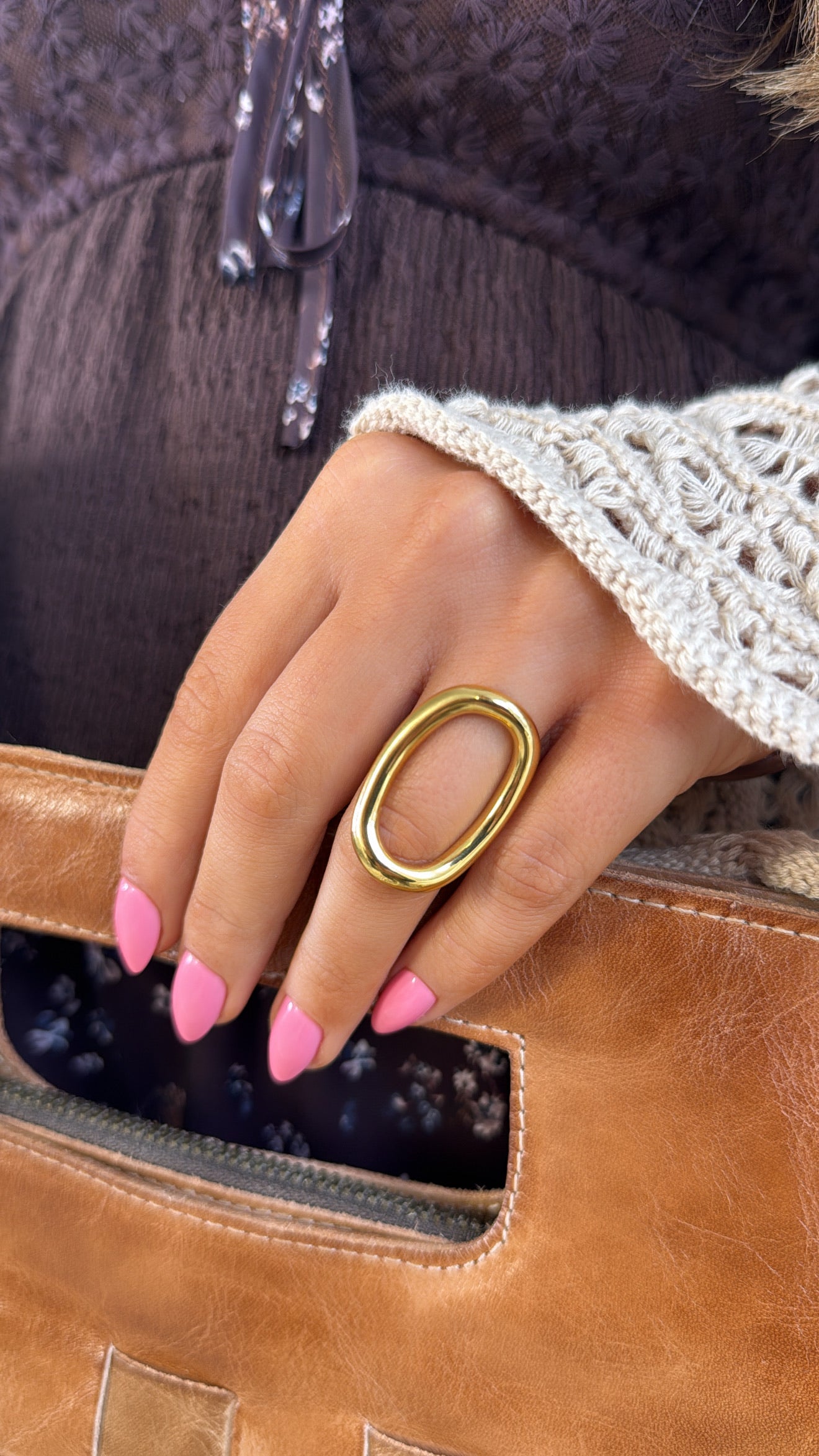 The Amanda Ring, Gold