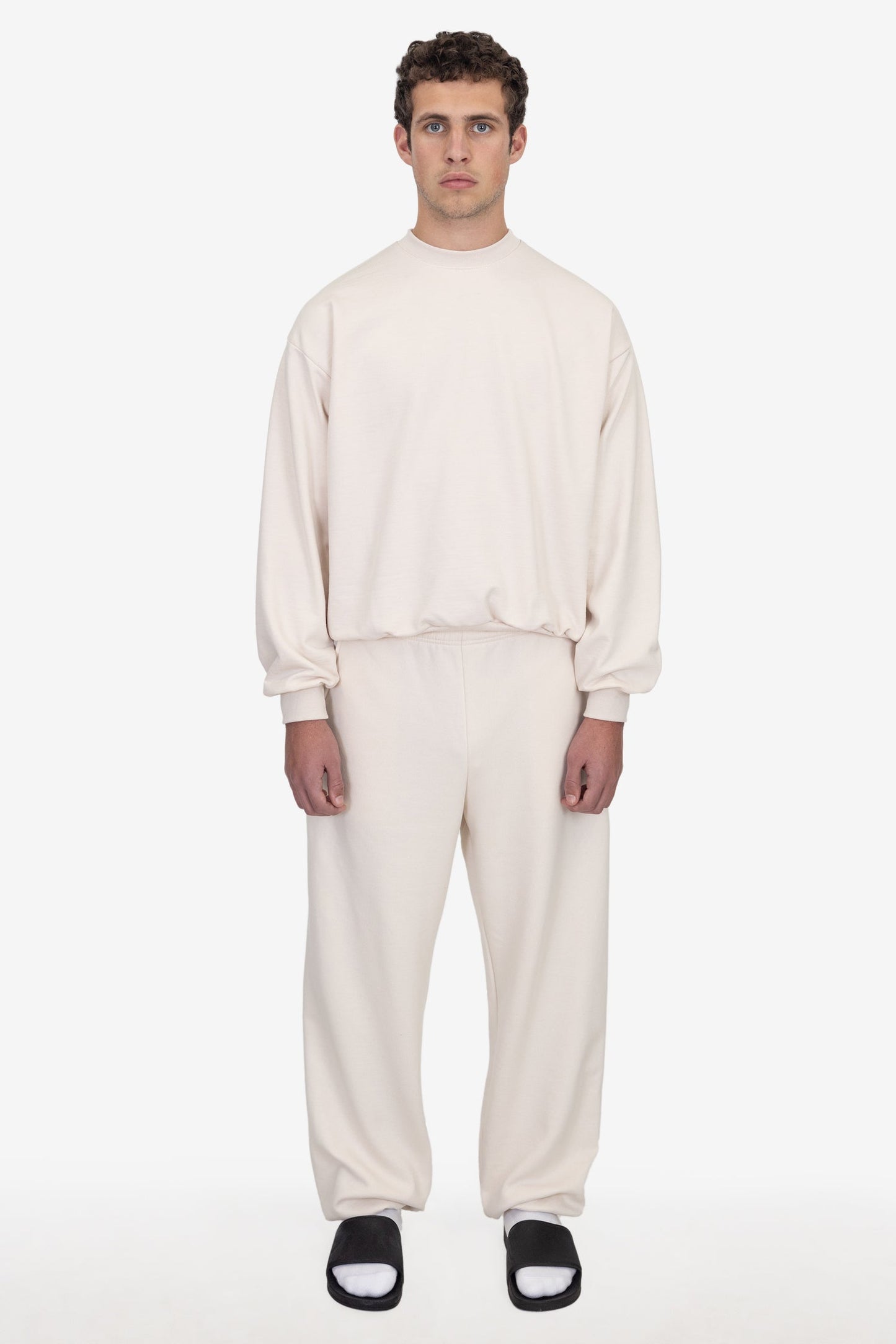MWF1044 - 10 oz. Mid-Weight Poly Cotton Fleece Wide Sweatpant