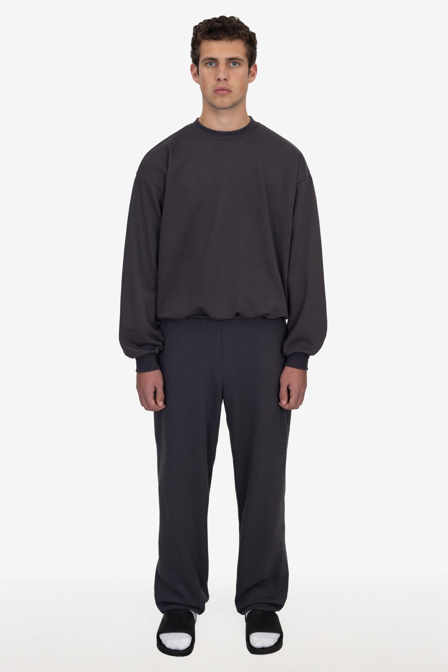 MWF1044 - 10 oz. Mid-Weight Poly Cotton Fleece Wide Sweatpant