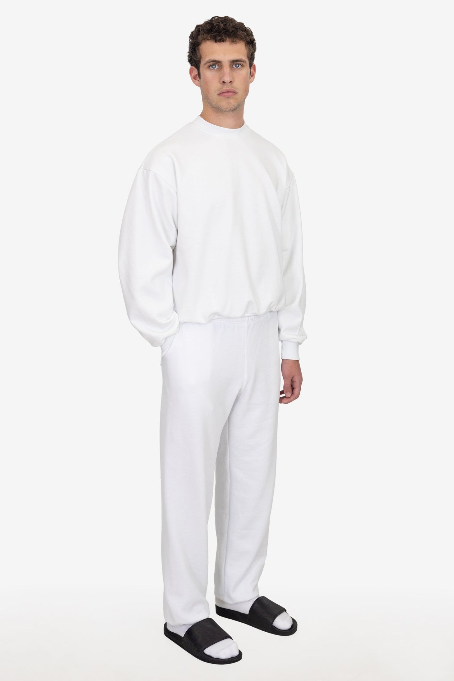 MWF1044 - 10 oz. Mid-Weight Poly Cotton Fleece Wide Sweatpant