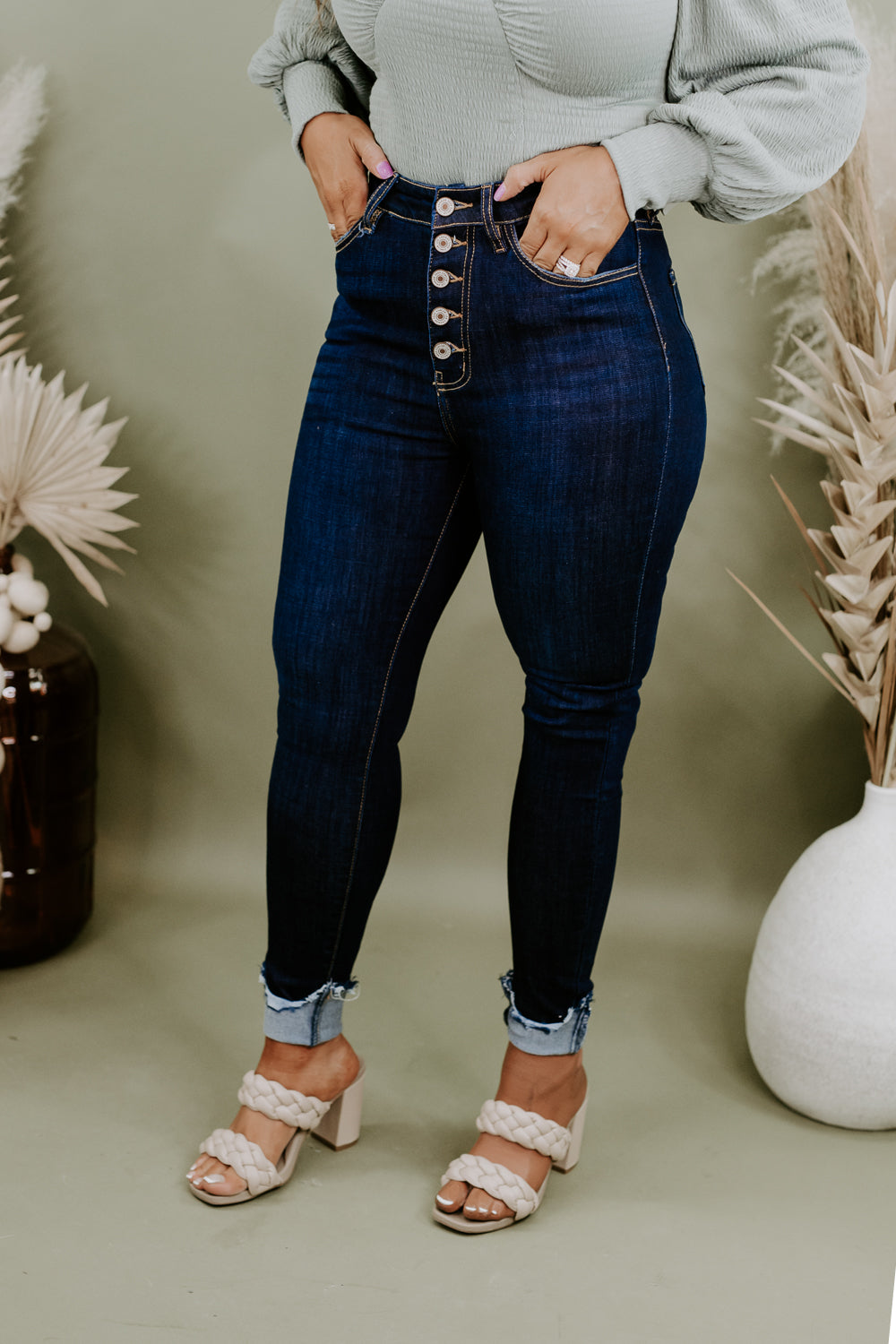Tristen Button Up, Dark Wash KANCAN