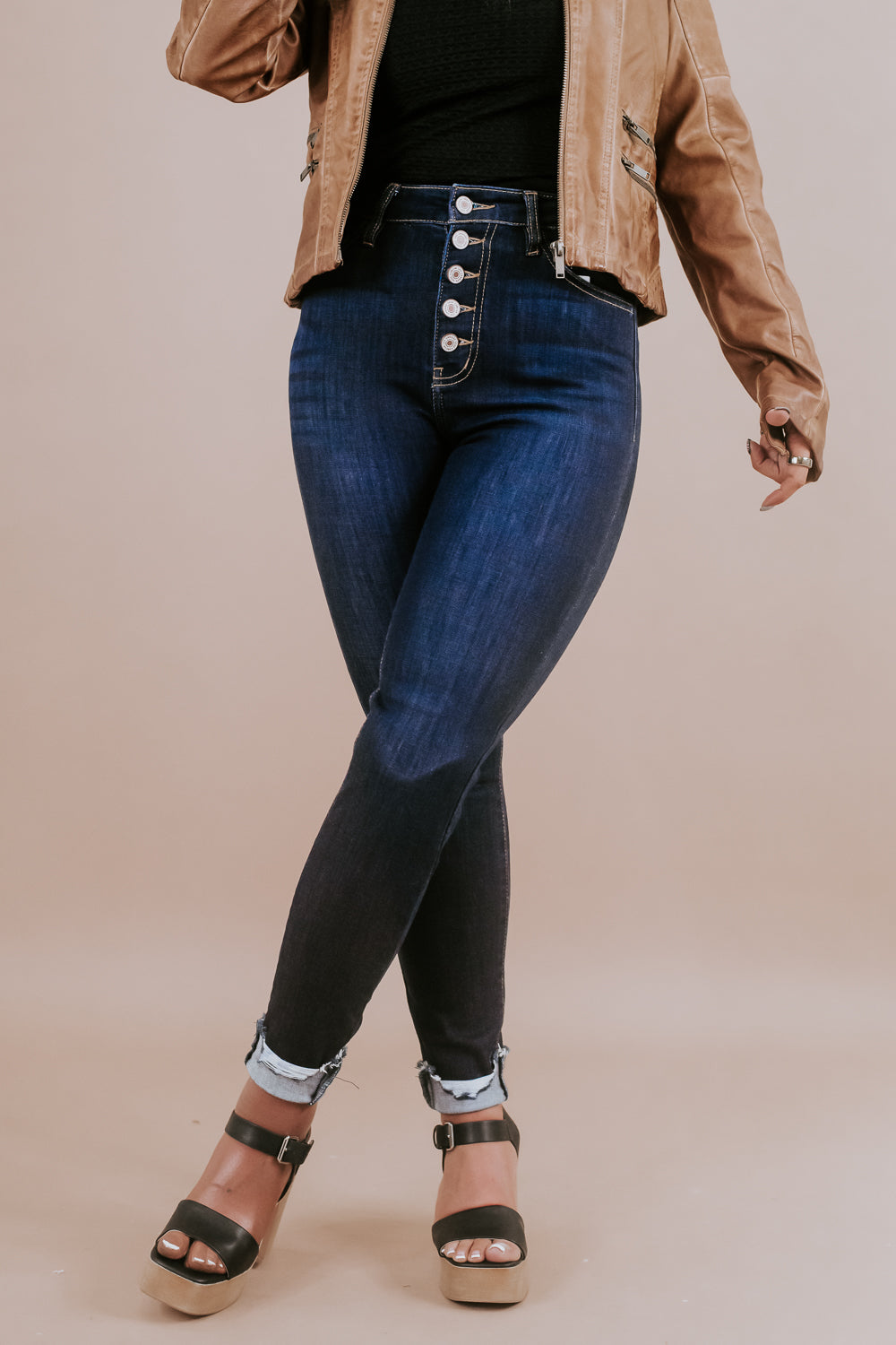 Tristen Button Up, Dark Wash KANCAN