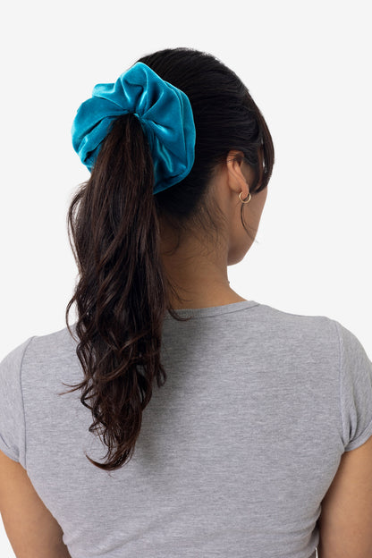 VVTSCRUNCH - Oversized Velvet Scrunchie