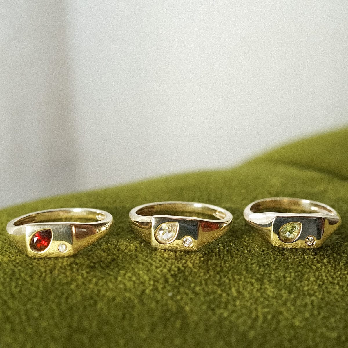 Estée Lalonde Birthstone Signet Ring 9ct Solid Gold