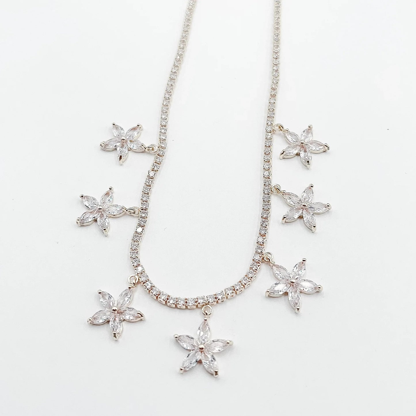 Treasure Jewels: Multi Crystal Star Necklace Gold